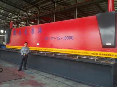 剪板机的驱动装置能否改变液压同步的气动呢